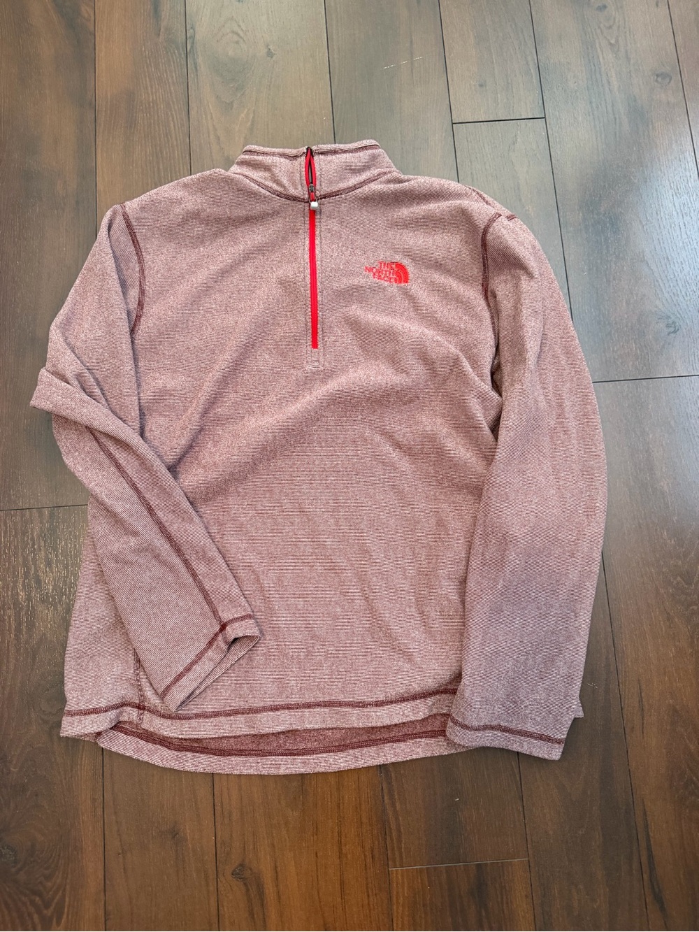 North face men’s XL half zip lightweight sleeve pullover red striped